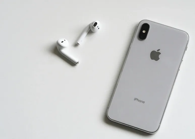 Mobilen tar över – därför anpassar sig allt fler nätcasinon för mobilanvändning